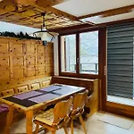 Apartment 5 Zimmer-wohnung Mit Garage Und Sauna