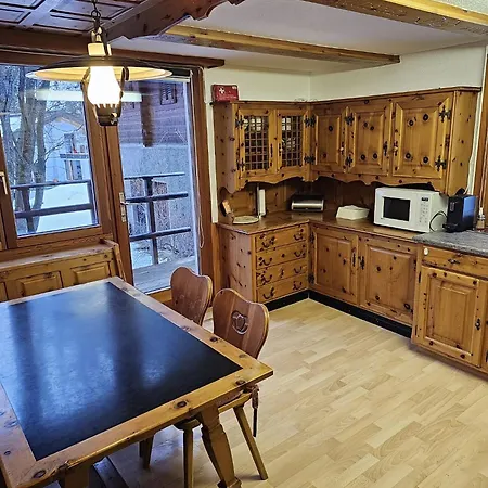 Apartment 5 Zimmer-wohnung Mit Garage Und Sauna Sankt Niklaus