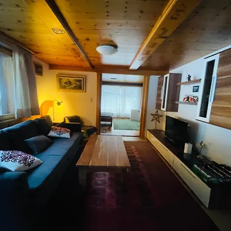 Daire 5 Zimmer-wohnung Mit Garage Und Sauna