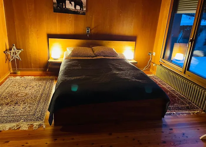 5 Zimmer-wohnung Mit Garage Und Sauna Apartman *