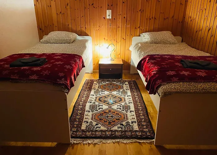 5 Zimmer-wohnung Mit Garage Und Sauna Apartman *