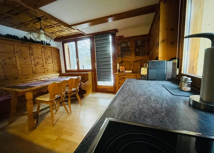 Daire 5 Zimmer-wohnung Mit Garage Und Sauna *