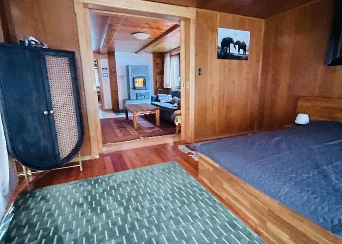 5 Zimmer-wohnung Mit Garage Und Sauna Apartman Sankt Niklaus